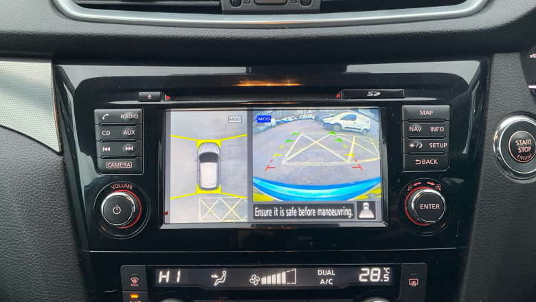 Nissan Qashqai 1.6 DiG-T N-Connecta 5dr Petrol Hatchback